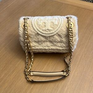 Cream boucle Tory Burch Fleming bag with chain strap. Used once.